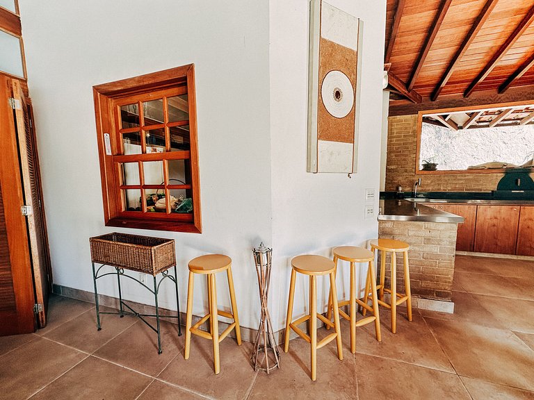 Rio Habitat Corrêas 7-Suite House