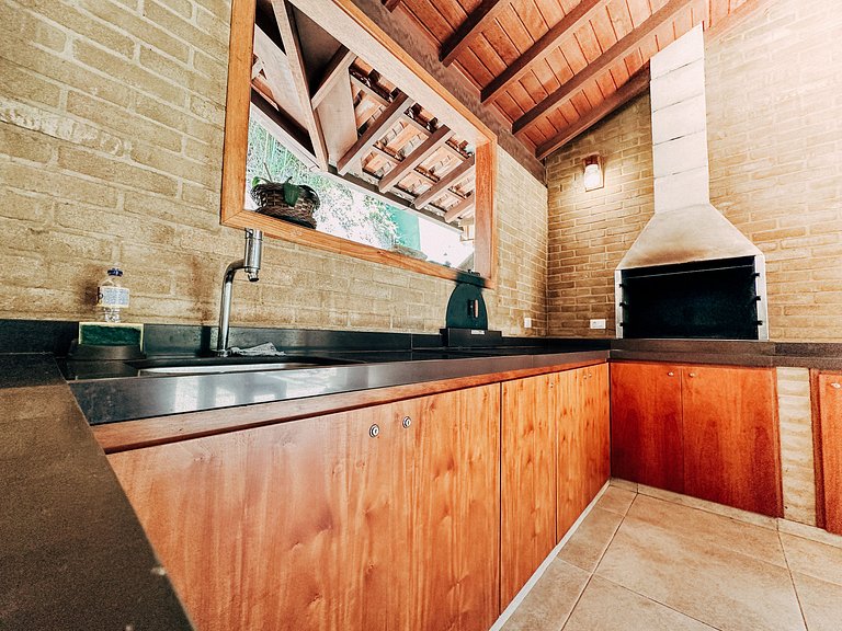 Rio Habitat Corrêas 7-Suite House