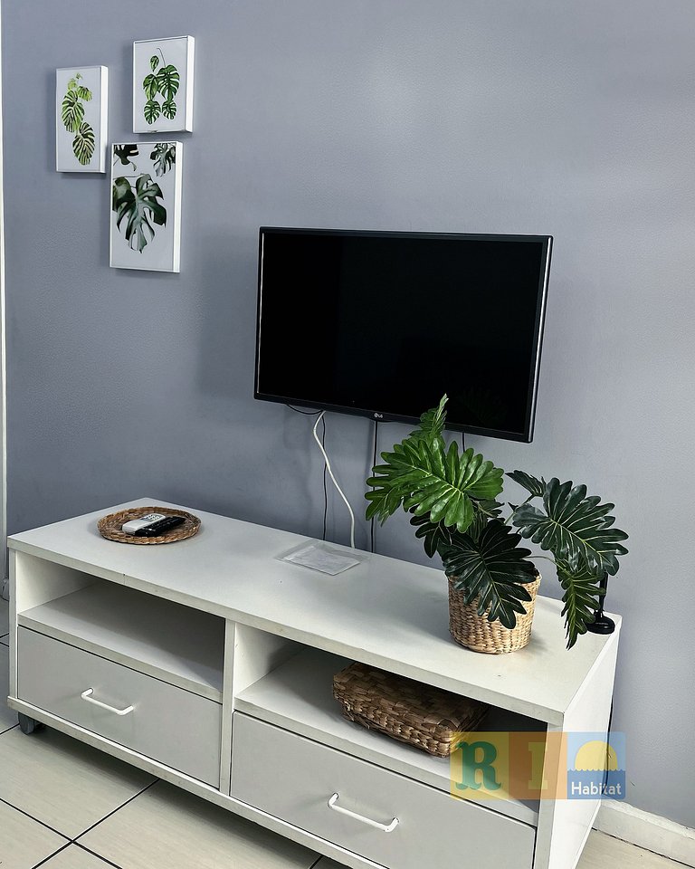 Rio Habitat Almirante 403 1min to Copacabana Beach