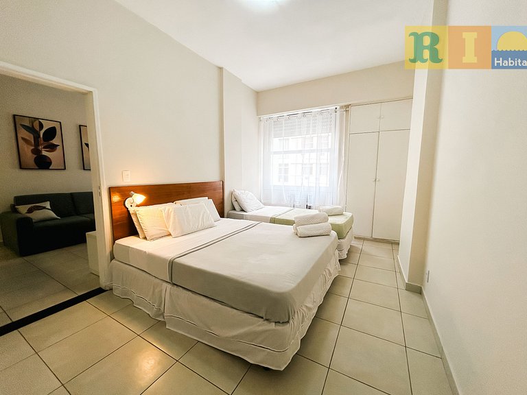 Apartment Almirante 702 - 1 Minute from Copacabana Beach