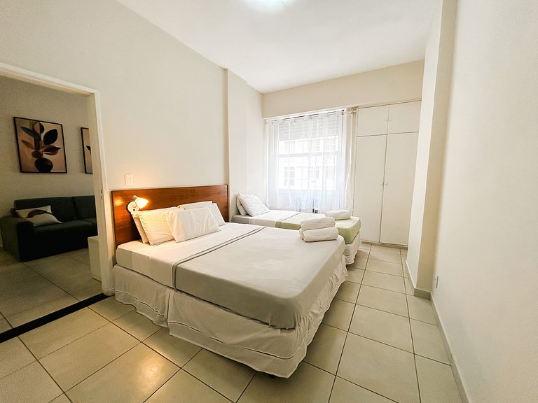Rio Habitat Almirante 702 1min to Copacabana Beach