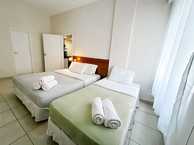Rio Habitat Almirante 702 1min to Copacabana Beach