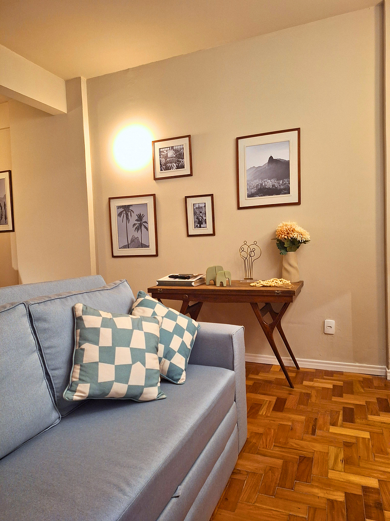 Rio Habitat Copacabana 2-Bed 3min to Beach