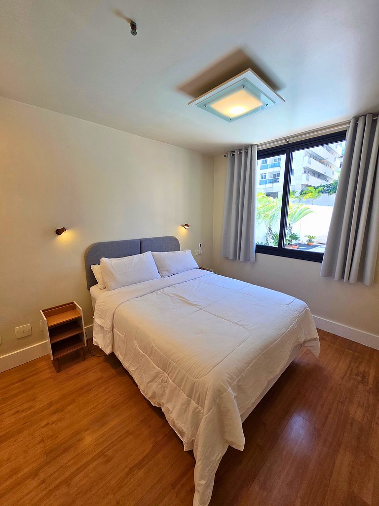 Rio Habitat: Flat with BBQ & Pool