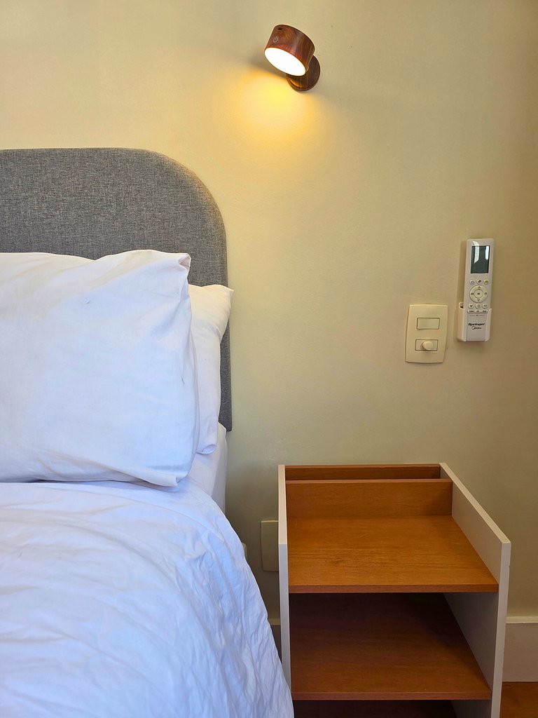 Rio Habitat: Flat with BBQ & Pool