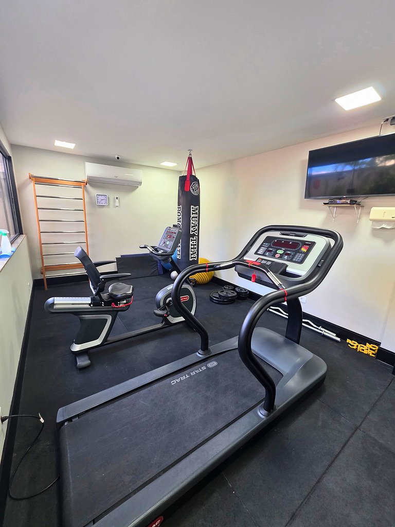 Rio Habitat: Flat with BBQ & Pool