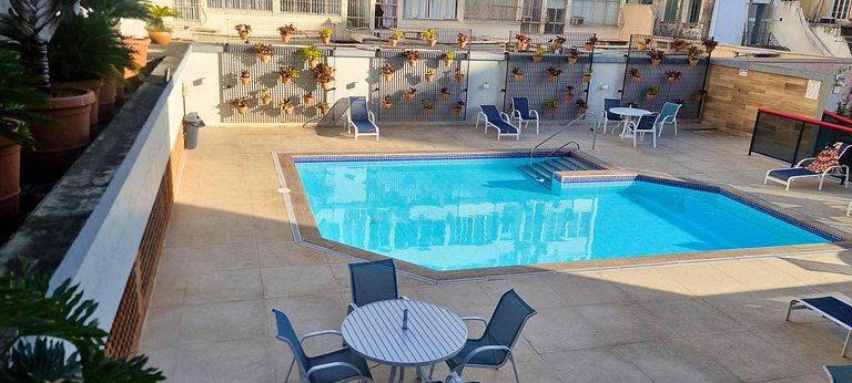 Rio Habitat: Flat com Churrasqueira e Piscina