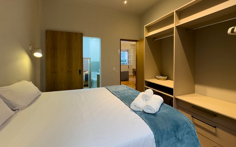 Jardín moderno con patio privado en Laranjeiras