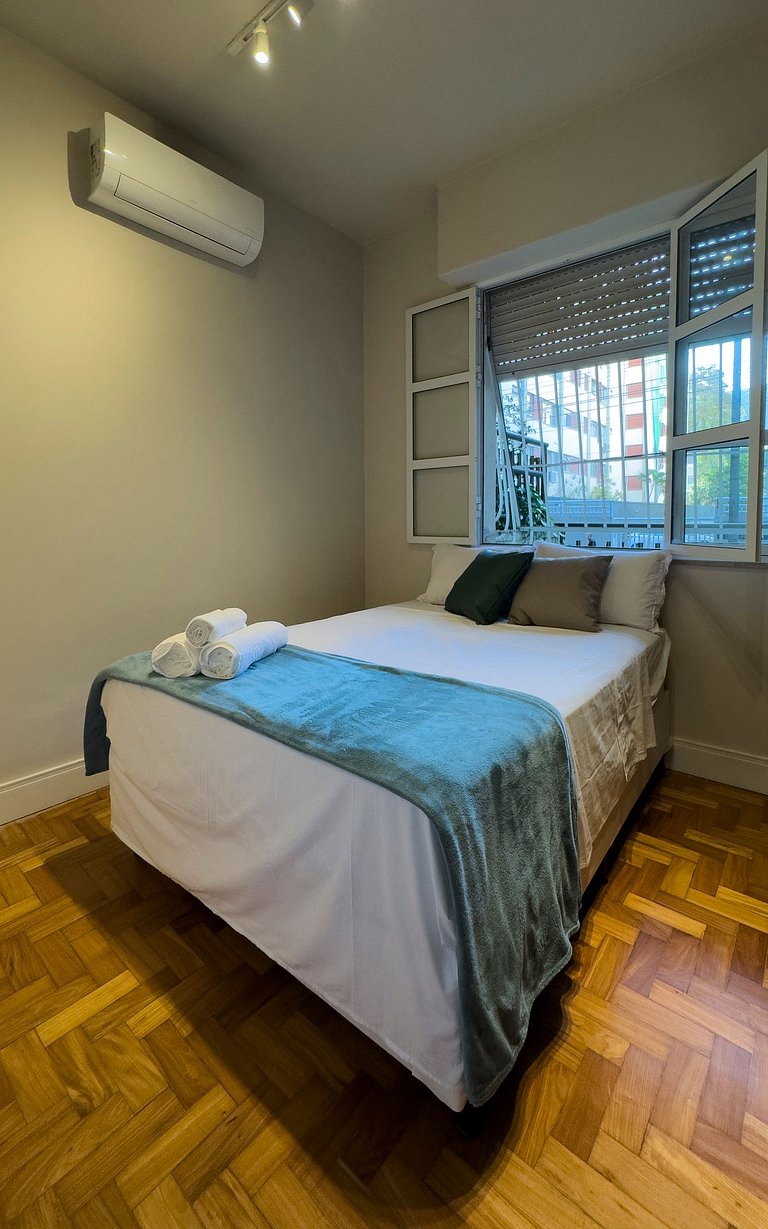 Garden moderno c/ quintal privativo em Laranjeiras