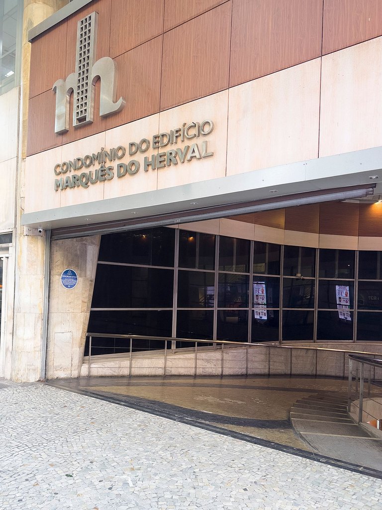 Design moderno e portaria 24h na Rio Branco