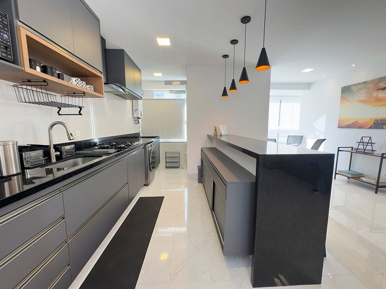 PB Design and sophistication at Posto 4 in Barra