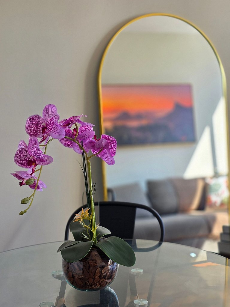 2 bedrooms just 1 minute from Copacabana Beach