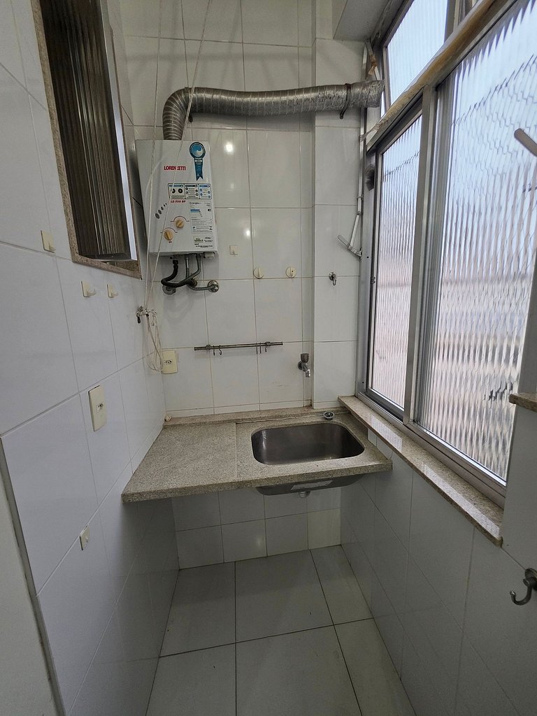Copacabana: 2 quartos a 1 minuto da praia