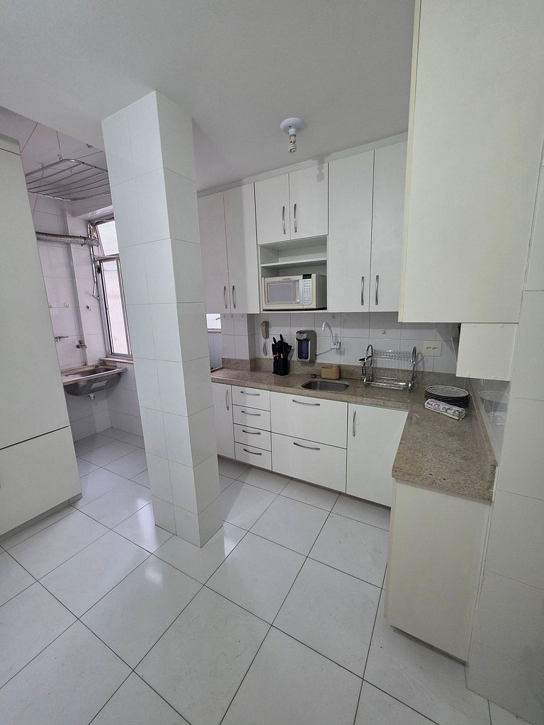 Copacabana: 2 bedrooms just 1 min from the beach