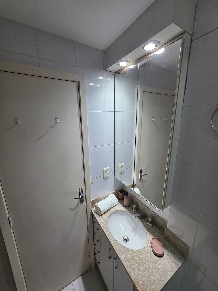 Copacabana: 2 bedrooms just 1 min from the beach