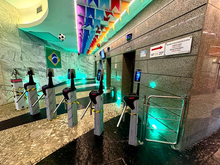 Diseño moderno y portería 24 horas en Rio Branco