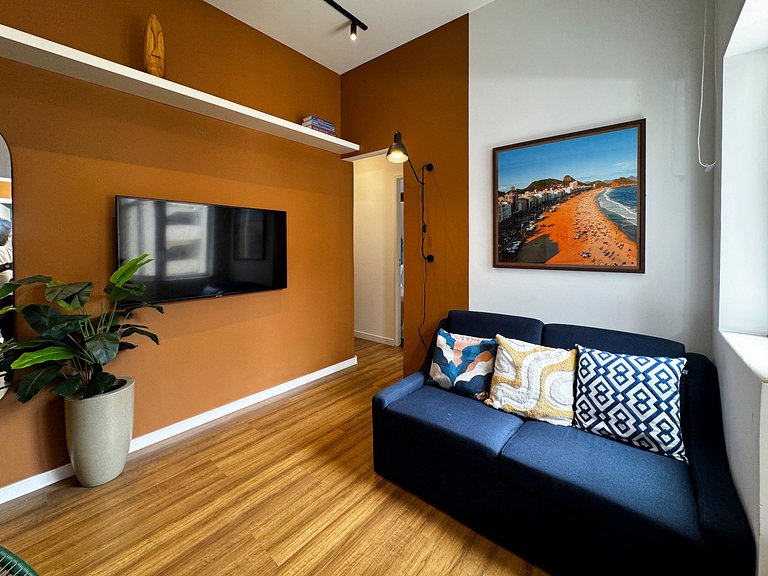 4 bedrooms Modern design with side sea view