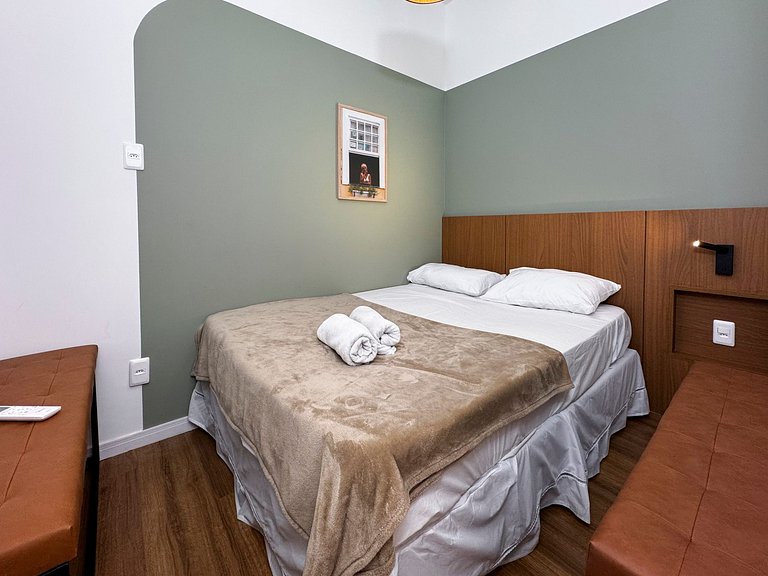 4 bedrooms Modern design with side sea view