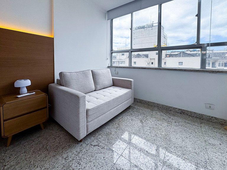 Copacabana loft ideal for couples and business