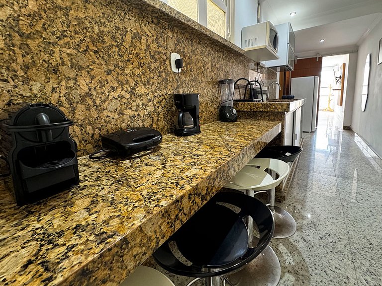 Loft Copacabana ideal para casal e negócios